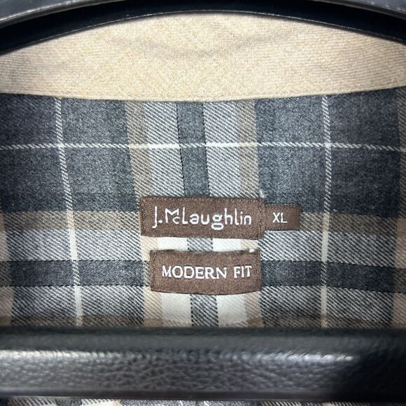 J. McLaughlin Men's Medium Modern‎ Fit Lightweight Flannel Plaid Shirt Grey Tan - Picture 2 of 5